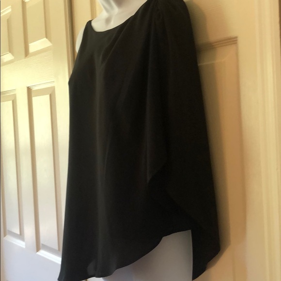 BCBG draped top - Picture 3 of 7